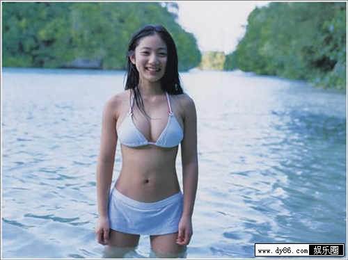 첥