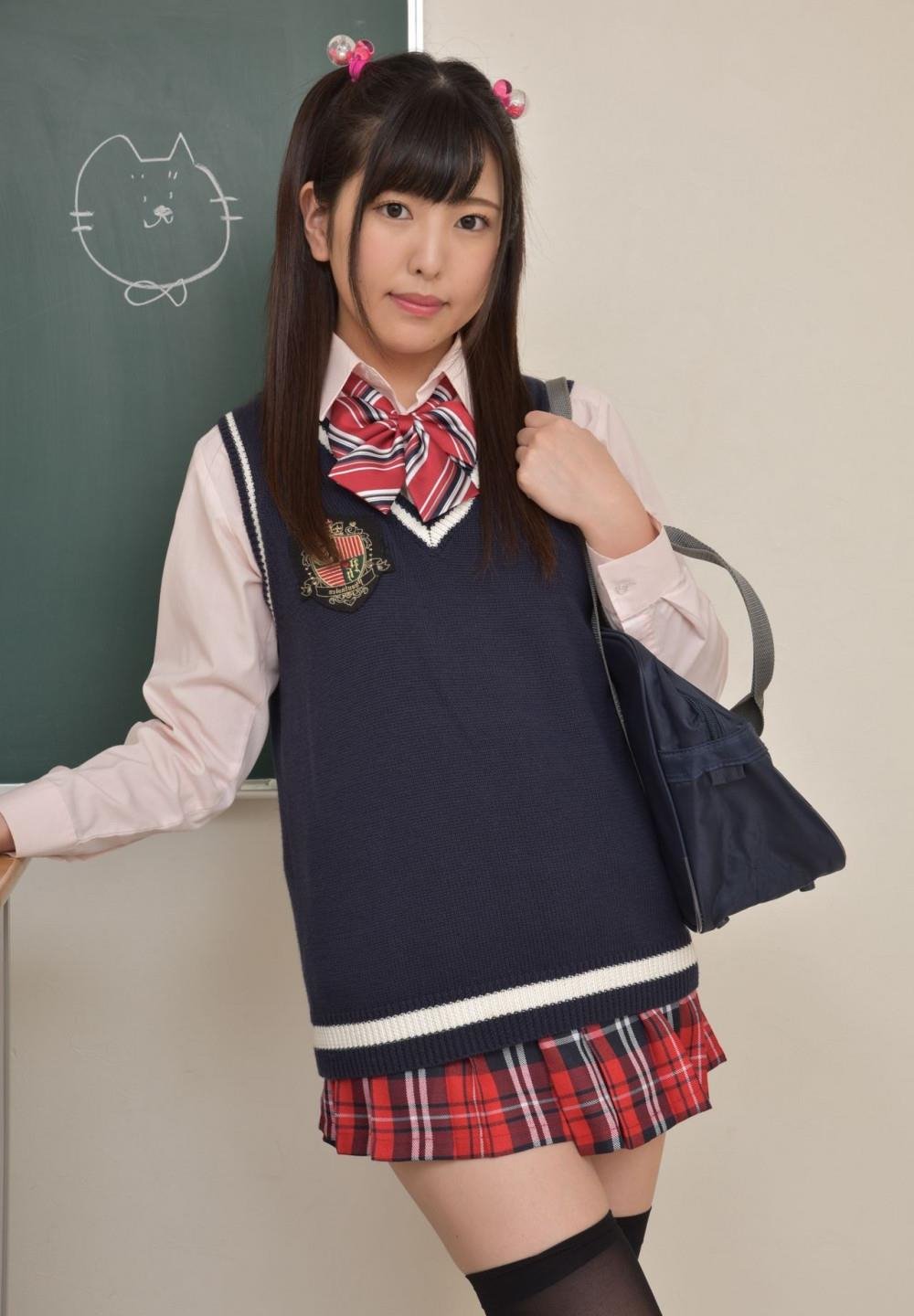 ���غ���19����ƬӰ���ȷ�