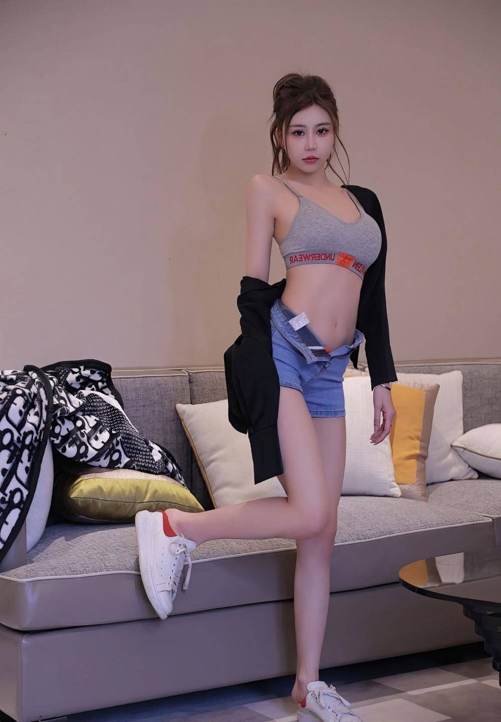 ����׹�Ӵ�ȫӰ���ȷ�