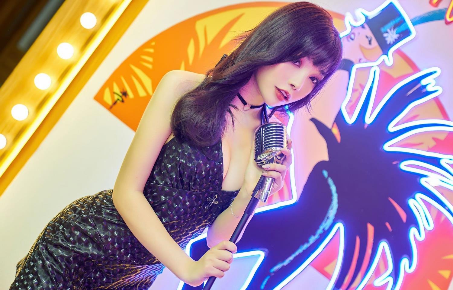 ��ÿ���qqͷ��첥