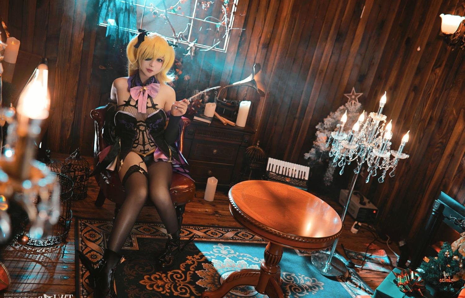 ����Ұ��������Ů����˿��Ӱ���ȷ�