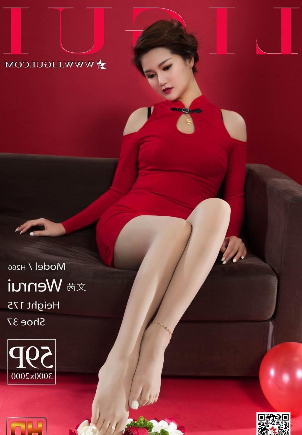 ��������ȥ��С��ſ�ڵ��ϴ��˿�ȫ��