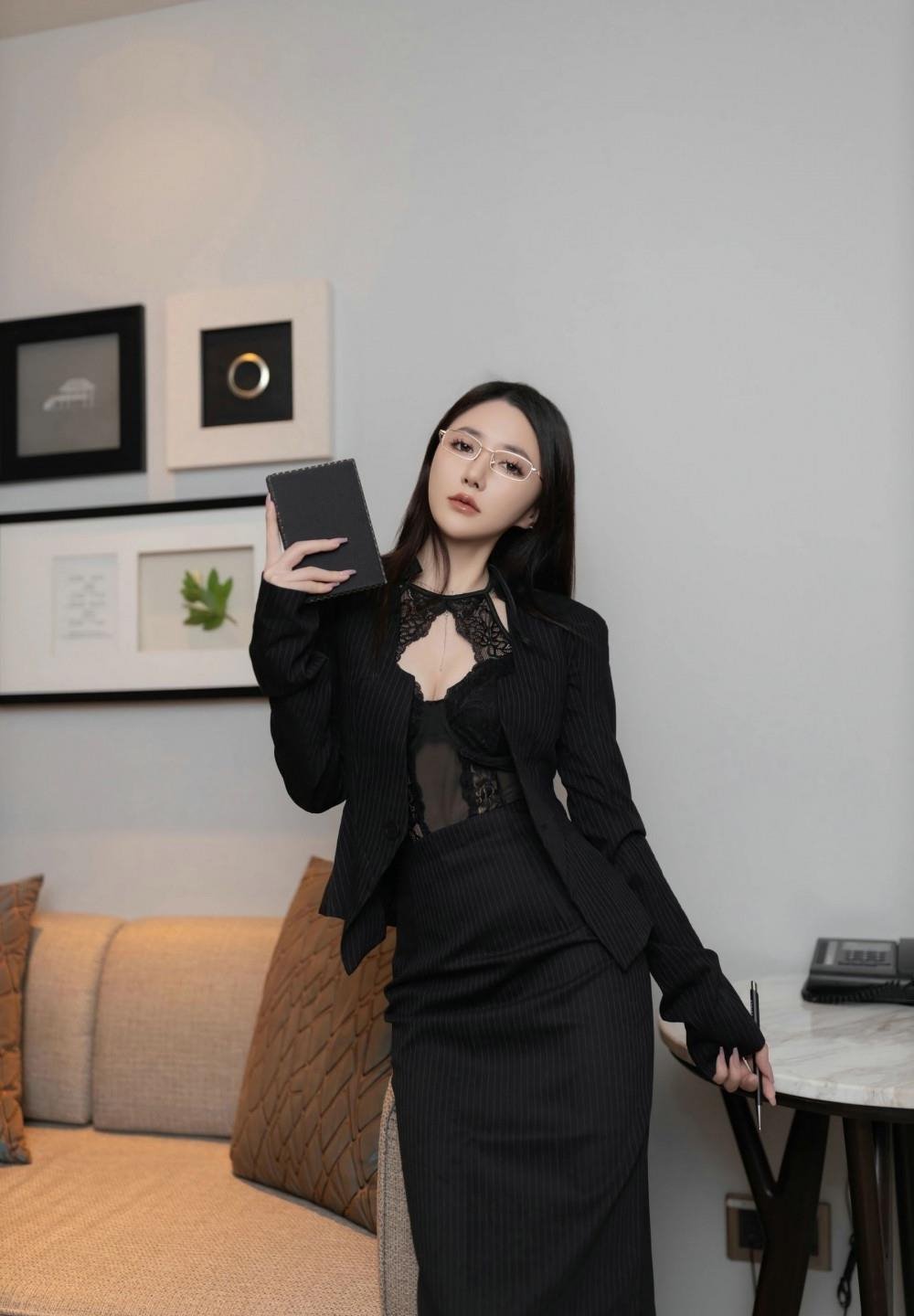 �崿��Ů����Ӱ���ȷ�