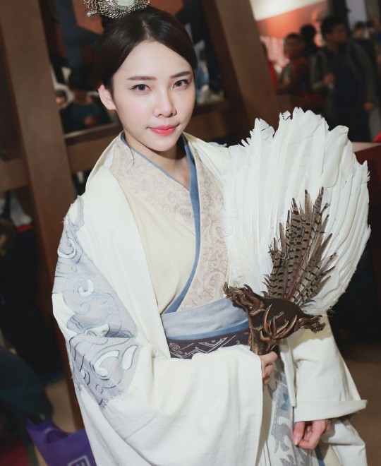 �������������(1V1)����:�㱱Ӱ���ȷ�